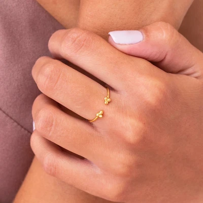 Anello aperto a forma di quadrifoglio a forma di lancia trio 3 palline Delicato e minimalista - Immagine 1 di 4