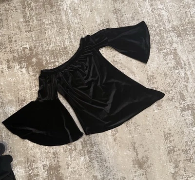 Witchy Black Velvet Off Shoulder Top Sz Medium Bell Sleeve Vamp Goth Whimsigoth - Image 1 of 3