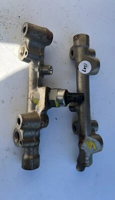 Rieles de combustible de alta presión Scion FR-S 2013-2016 FABRICANTE DE EQUIPOS ORIGINALES  Foto 1 de 2