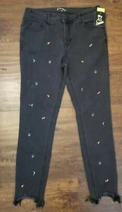 Art Class Girl's Jeans Black Embroidered Shapes Fray Ankle Sz 16 NEW - Picture 1 of 4