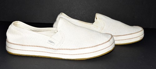 Mocassini Ugg bianchi traspiranti tessuto traforato uomo comodi slip on taglia 9 5M