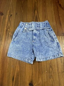 Vintage Womens Nuovo Denim Shorts Size 9 100% Cotton Blue Jeans Missing 1 Button - Picture 1 of 14