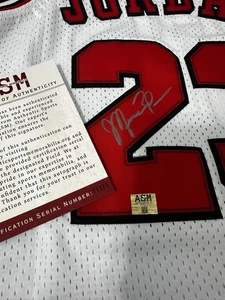 97-98 White Michael Jordan "GOAT" GRADED 9.2 Autographed Jersey + Full COA & LOA - Picture 1 of 10