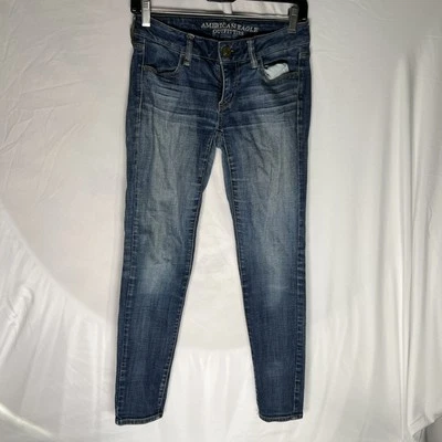American Eagle Women’s Size 2 Jegging Super Stretch Medium Wash Jeans - Image 1 of 4