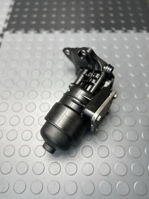 Carcasa filtro aceite motor KIA CADENZA 2014 2015 2016 OEM Foto 1 de 4