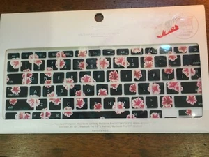 Bershka (ZARA GROUP)SILICONE KEYBOARD PROTECTOR FLOWER BLACK MACBOOK 13" 15" 17" - Picture 1 of 5