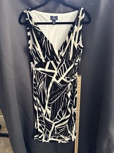 American Living Size 12 Black/Ivory Geometric Pattern Lined Dress Super Comfy - Picture 1 of 3