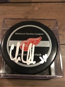 Chris Chelios Signed Red Wings Official Game Puck