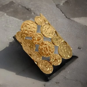 New Zara Wide Coin Textured Metal Gold Cuff Bracelet Length 3” Y807B READ* - Picture 1 of 8