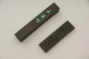 KUBOTA-GO CALLIGRAPHY TOOL SUMI INK STICK TENTSUSHIKU SIZE3 MADE IN JAPAN - Picture 1 of 5
