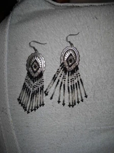 Beautiful Handmade Beaded Southwestern Concho Pierced Earrings Black - Picture 1 of 3