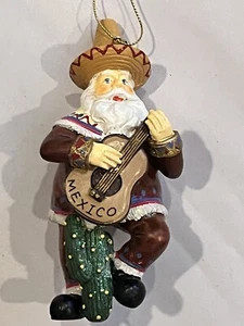 Santa w/ Sombrero & Guitar Cactus México Resin Christmas Tree Ornament VTG - Picture 1 of 10
