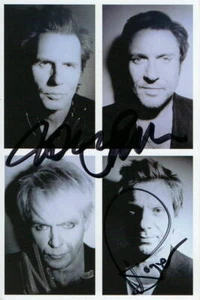 DURAN DURAN FULL BAND SIGNED AUTOGRAPH 4"X6" PAPER GODS POST CARD - SIMON LE BON - Picture 1 of 2