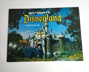 Walt Disney's Disneyland Pictorial Souvenir Guide 1980 Country Bears VTG - Picture 1 of 6