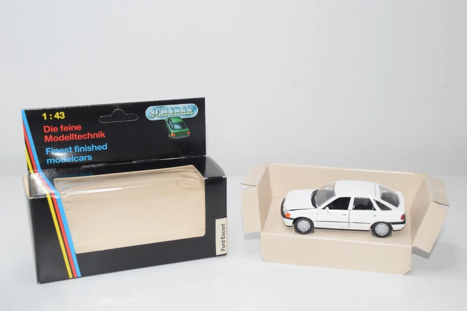 B23 1:43 SCHABAK 1090 FORD ESCORT 5 PORTE BIANCO COME NUOVO - Immagine 1 di 4