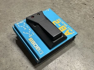 Boss AB-2 2-Way Selector Foot Pedal Switch MINTY!! #MT8 - Picture 1 of 10