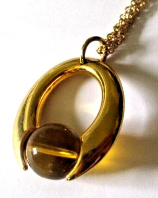 Ancien Collier pendentif couleur or perle résine jaune ambrée bijou vintage 1768 - Photo 1/3