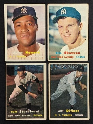 Lote de 4 tarjetas 1957 Topps de béisbol New York Yankees Foto 1 de 3
