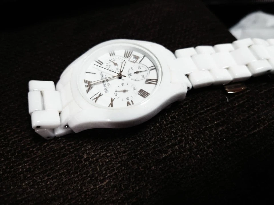 Reloj Armani Cuarzo Blanco Cerámica Analógico Hombre Mujer Marca Foto 1 de 3