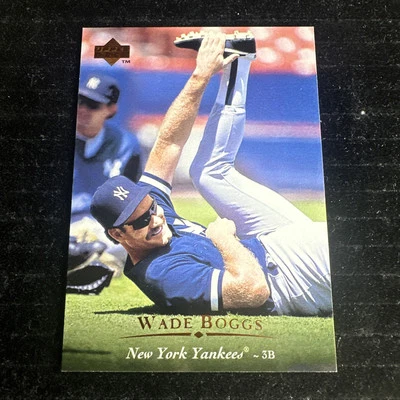 1995 Upper Deck #445 Wade Boggs New York Yankees HOF - Image 1 of 2