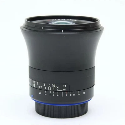 Excelente Carl Zeiss Milvus 18 mm F2,8 ZE (para Canon EF) [Lente] - Imagen 1 de 4