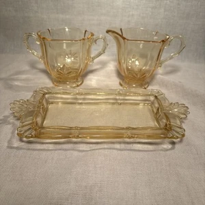 Vintage Yellow Depression Glass Fostoria Glass Sugar & Creamer Set With Tray - Picture 1 of 11