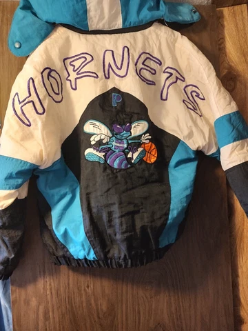 Vtg 90s Charlotte Hornets Pro Player Puffer 1/2 zip pullover Jacket YOUTH M Coat Cover