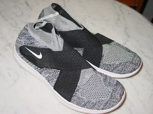 2017 Nike Free RN Motion Flyknit negro/blanco 880845-001 ¡Zapatos para correr! Talla 10 - Imagen 1 de 15