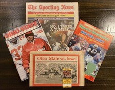 1985 Ohio State vs. Iowa Program, Ticket, SI, & Paper - Bucks Upset #1 Hawkeyes!