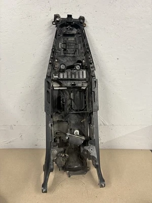 17-23 HONDA CBR1000RR SUBCHASIS TRASERO SUBMARCO TRASERO OEM RECTO #0218 Foto 1 de 4