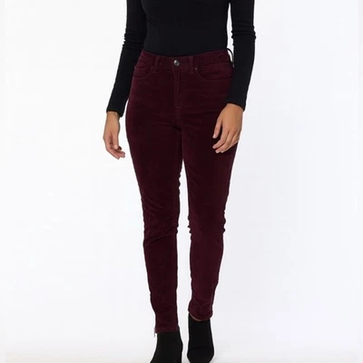 Pantalones cortos de pana SANDRO para mujer borgoña estrechos de ballena talla FR 34 US 2 Foto 1 de 4