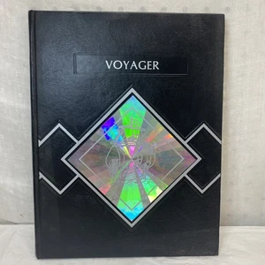 ANNUAIRE DU LYCÉE ST. MARYS 1989, THE VOYAGER, ST. MARYS, PA - Photo 1/10