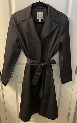 Anne Klein womens Size 8 black coat. Cotton nylon. Knee Length. Belted. Pockets - Image 1 of 4