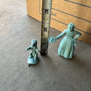 Vintage MARX Nursery Rhyme Plastic Blue Mother Hubbard & Poor Dog - Picture 1 of 9