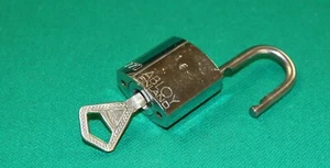 Abloy 220 modello lucchetto cromato con 1 chiave funzionante - made in Finland - Foto 1 di 9