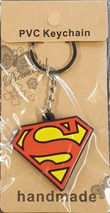 Animated Rubber PVC DC Comics Superman Logo Superhero Keyring UK Seller Free P&P - Picture 1 of 5