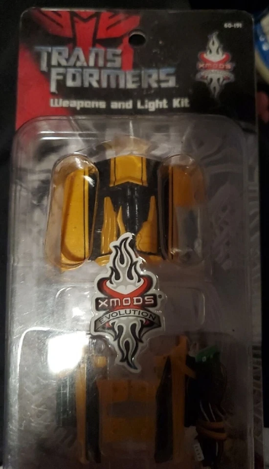 XMODS BUMBLEBEE Transformers "Kit de armas y luces" NUEVO EN CAJA 60-191 Foto 1 de 1