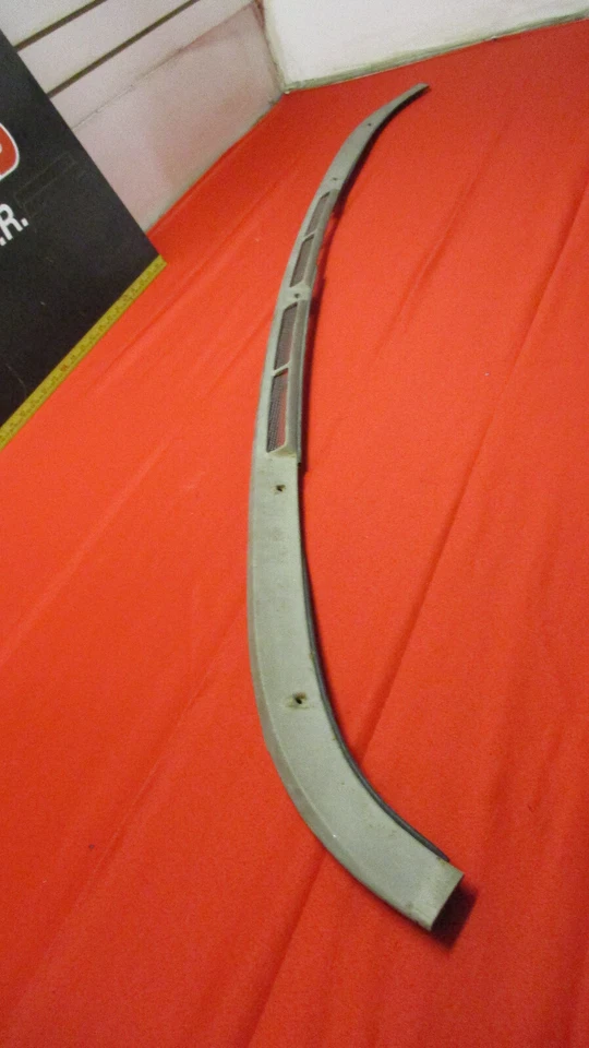 Ford Galaxy y Mercury 1965 1966 parabrisas inferior moldura interior tablero Foto 1 de 4