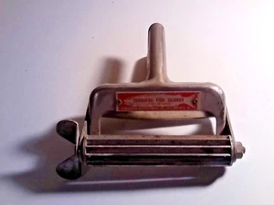 Vintage Townsend Fish Skinner Townsend Engineering Des Moines IA - Picture 1 of 7