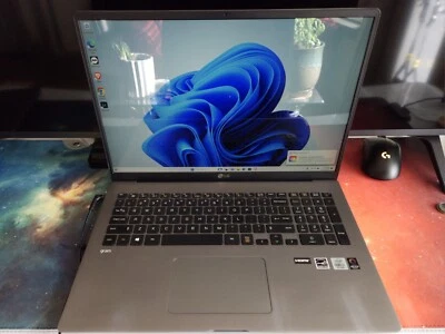 Portátil LG gram 17,3" (512 GB SSD, Intel Core i7 10ª generación, 3,90 GHz, 16 GB) - Oscuro Foto 1 de 4