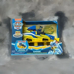 Paw Patrol, Mighty Pups Charged Up Chase Transforming Deluxe Vehicle with Lights - Picture 1 of 3
