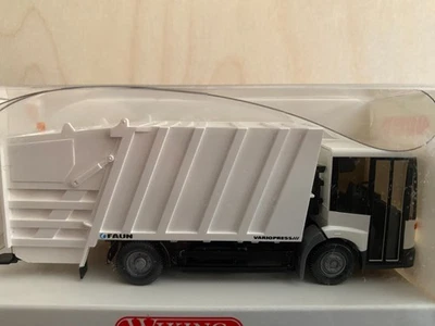 WIKING 6380130 Press Waste Truck - MB Econic - 1:87/H0 - Image 1 of 4