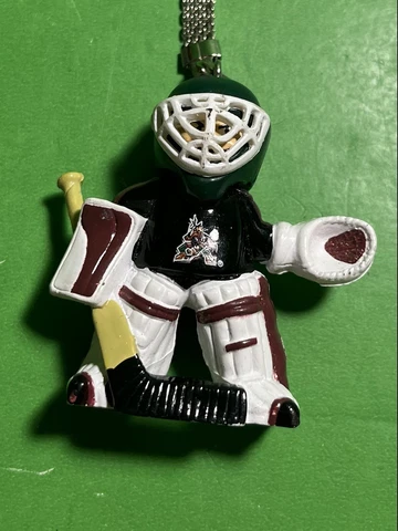 NHL Phoenix Coyotes Goalie Original Sports Brat Keychain 96 Old Logo Vintage Cover