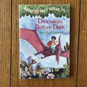 Magic Tree House #1 Dinosaurs Before Dark By Mary Pope Osbourne - Imagen 1 de 2