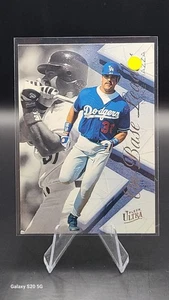 1996 FLEER ULTRA ON-BASE LEADER GOLD MEDALLION MIKE PIAZZA LOS ANGELES DODGERS - Picture 1 of 2