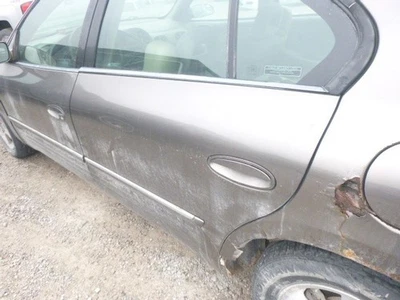 Used Rear Left Door Assembly Rear Side fits: 2001 Pontiac Bonneville Rear Left G Foto 1 de 4