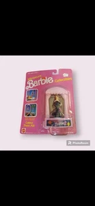 Mattel Forever Barbie Miniatur Sammlerstücke Solo im Rampenlicht Display Neu in OVP - Bild 1 von 1