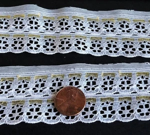 Vintage Eyelet Lace Trim 1 1/2" wide White Yellow Stripes 8 yards Lot 116 - Picture 1 of 4