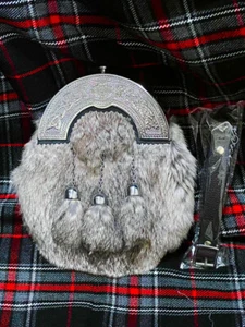 Kilt Sporran Scottish Unisex Highland Leather kilt Sporrans With Chains & Belt. - Picture 1 of 4