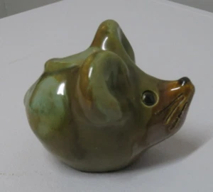 Vintage pottery mouse Yare designs England greens & brown glaze - Picture 1 of 8